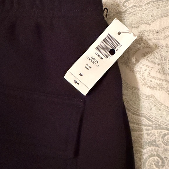 ARITZIA SWEATFLEECE MEGA CARGO JOGGER MEGA FIT SIZE SMALL T (TALL) - Picture 5 of 11